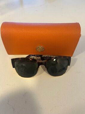 Tory Burch 56 mm Cat-Eye Sunglasses with Orange Leather Case
